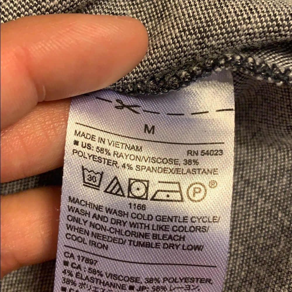 Banana Republic blouse - Picture 3 of 6